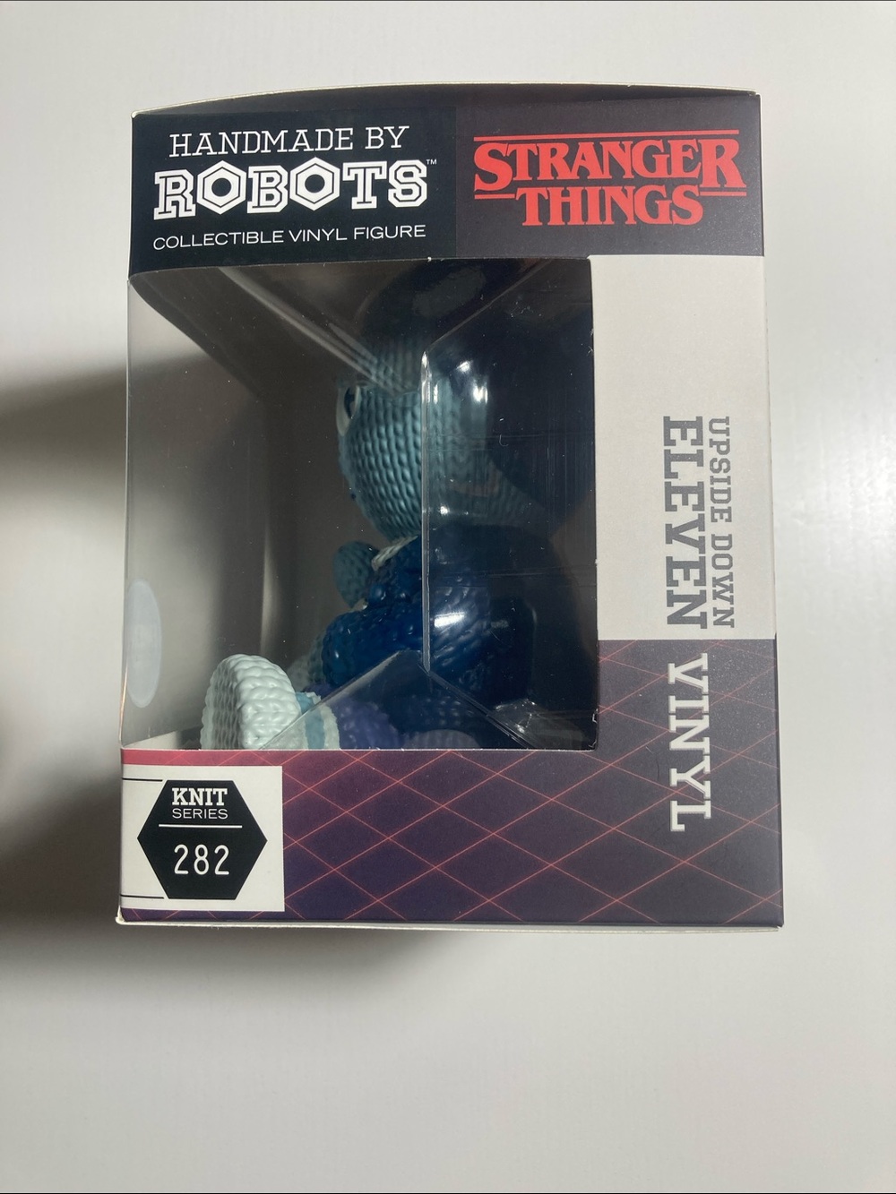 Stranger Things Upside Down Eleven Knit Series Vinyl Figure - #282 - Picture 4 of 6